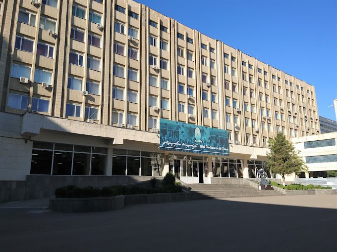 1.Tbilisi State Medical University.